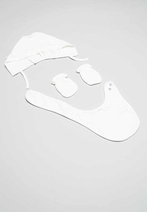 Baby Corner - 5 piece baby essentials gift set - cream