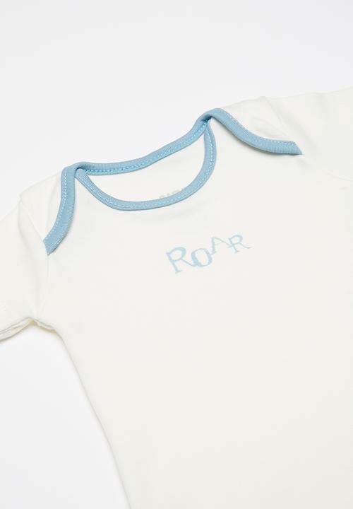 Baby Corner - 5 Piece baby essentials gift set - blue & white