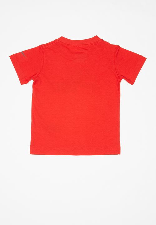 Nike - Swoosh split bolt short sleeve tee - red