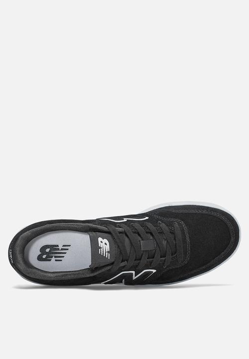 New Balance  - Classic Court - black & white