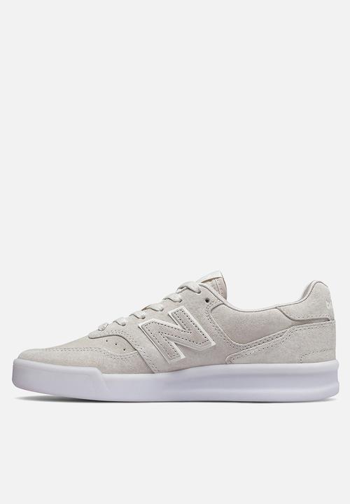 New Balance  - Classic Court - off white