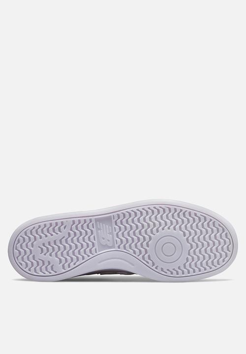 New Balance  - Classic Court - off white