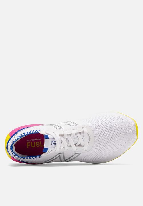 New Balance  - Fuel Cell Echo - white