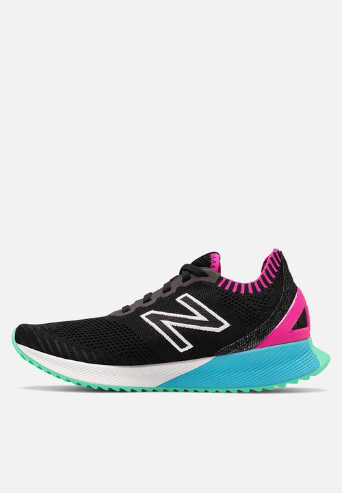 New Balance  - Fuel Cell Echo - black