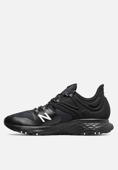 New Balance  - Fresh Foam ROAV Trail - black