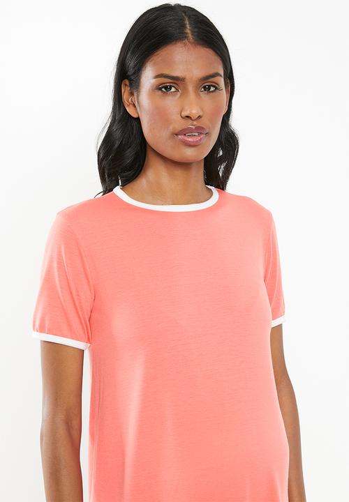 Superbalist - Maternity Contrast tee - lobster with milk