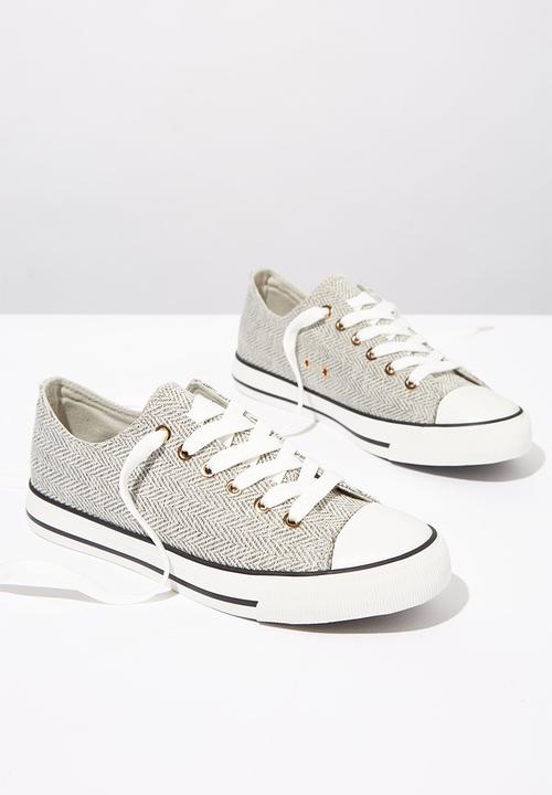 Cotton On - Jodi low rise sneaker 1 - greyy