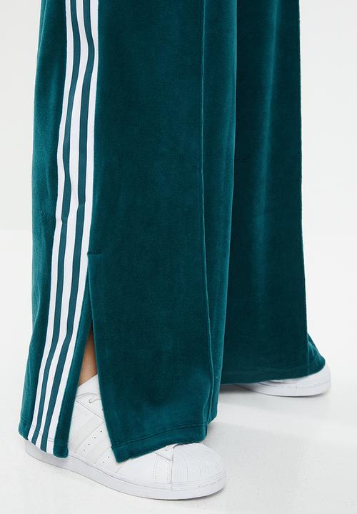 adidas Originals - Lifestyle velvet trackpants - blue