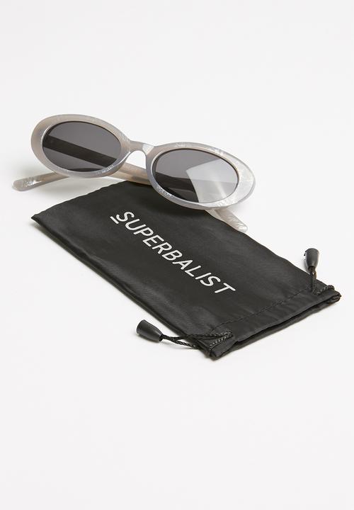 Superbalist - Chandon sunglasses - grey & black