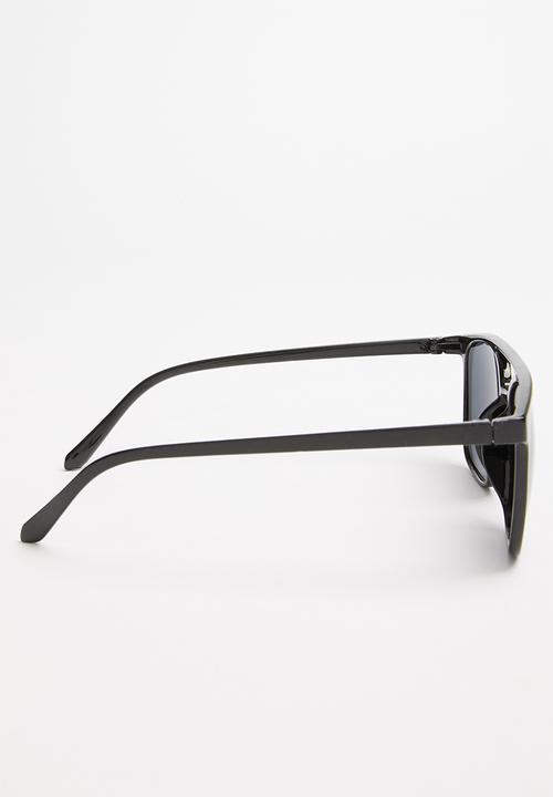 Superbalist - Cusker sunglasses - black