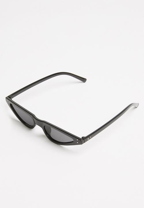 Superbalist - Clic sunglasses - black