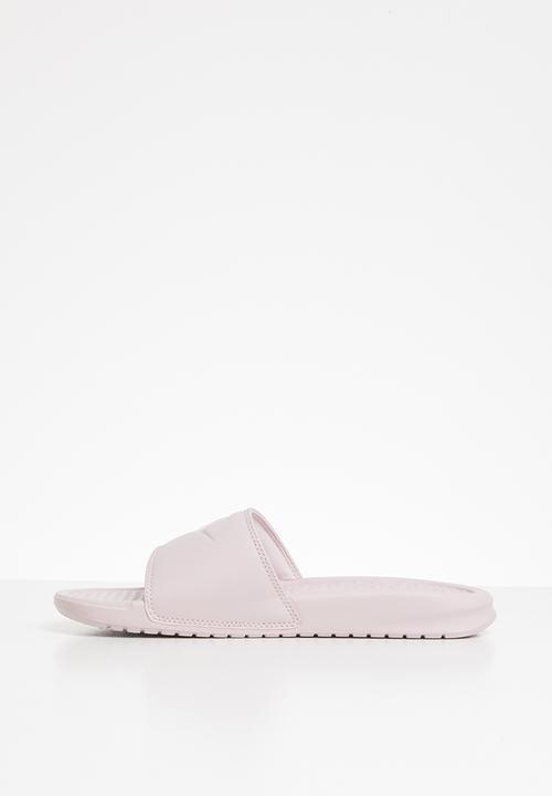 Nike - Benassi "just do it." sandal - purple