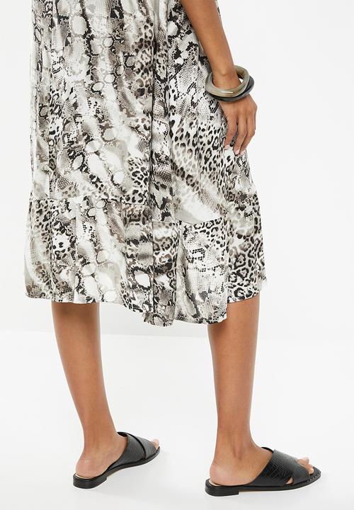Superbalist - Tier swing dress - brown & white
