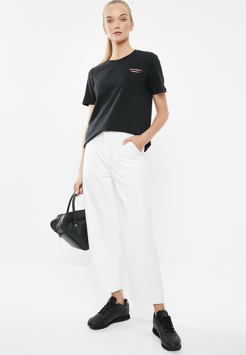 Reebok - Mans tee - black