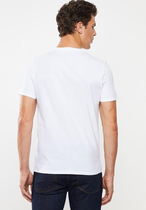 GUESS - Iconic triangle tee - white