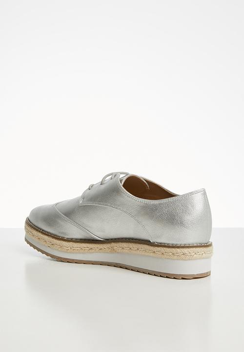 Call It Spring - Wilanna brogue - silver
