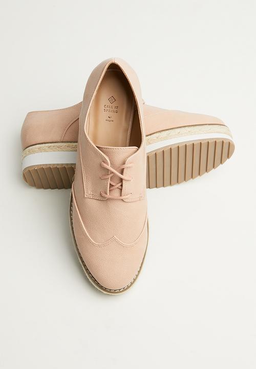 Call It Spring - Wilanna brogue - light pink
