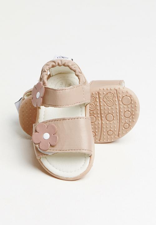 shooshoos - Ye old traveller sandals  - pink