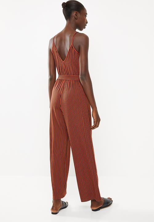 Superbalist - Knit jumpsuit - red & black