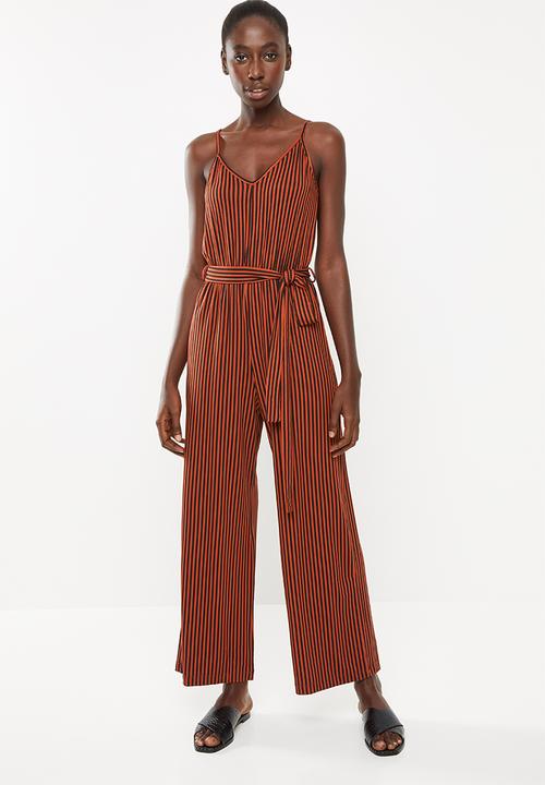 Superbalist - Knit jumpsuit - red & black