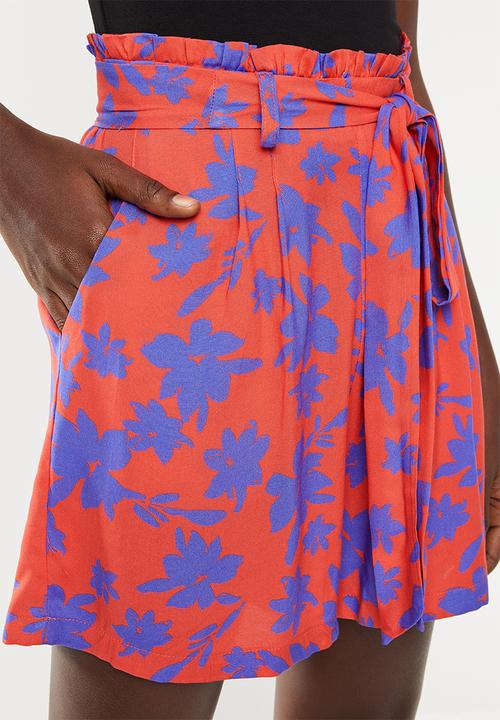 Superbalist - Printed soft paperbag shorts - red & blue