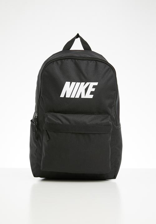 black nike bag