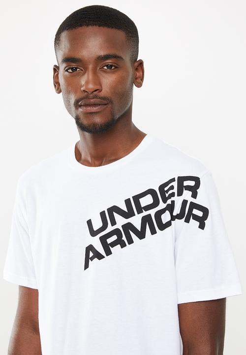 Under Armour - Wordmark shoulder short sleeve tee - white & black 