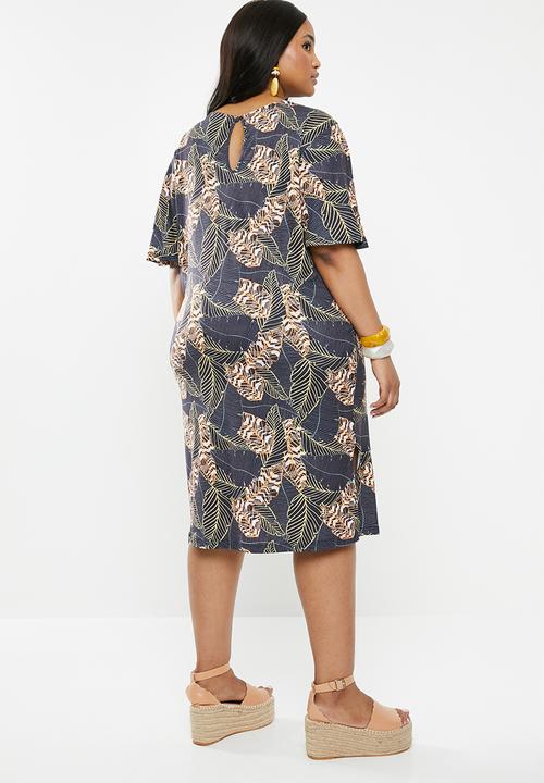 Superbalist - Slit detail tee dress - multi 