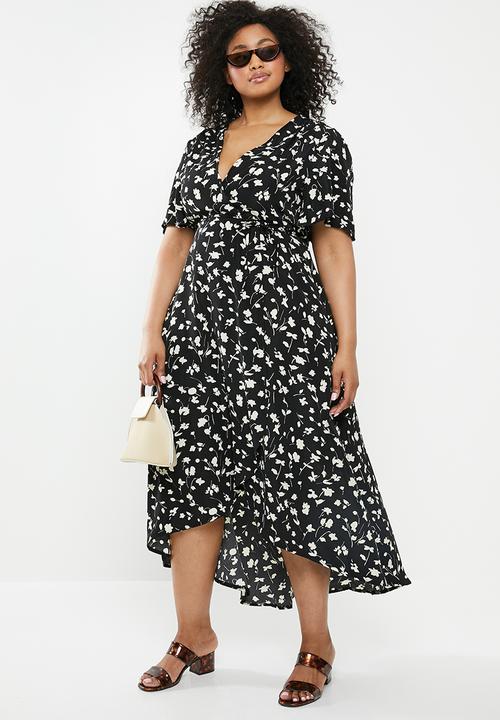 Missguided - Curve floral dip hem dress - black & white