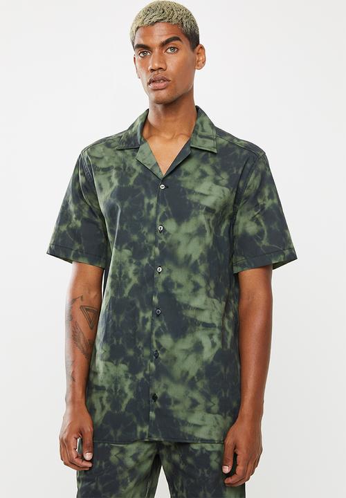 Superbalist - Tie-dye printed revere collar shirt - green