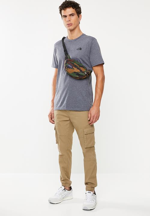 The North Face - Redbox logo short sleeve tee - grey & black