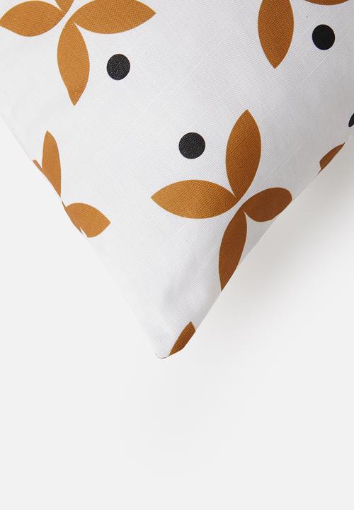 Sixth Floor - Sass cushion cover - white 