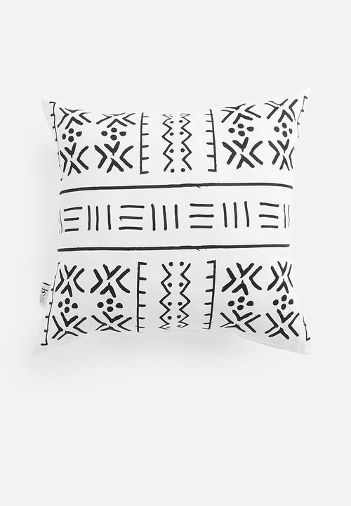Sixth Floor - Briar cushion cover - white