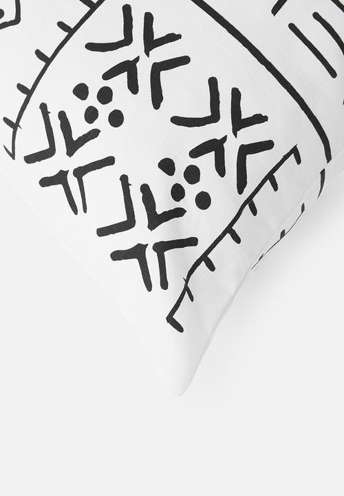 Sixth Floor - Briar cushion cover - white