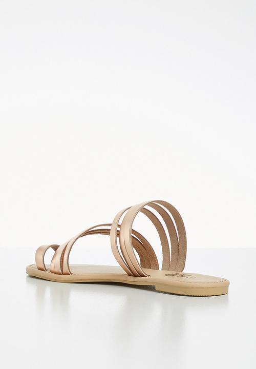edit - Fiona leather sandal - rose gold