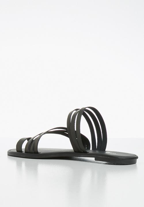 edit - Fiona leather sandal - black