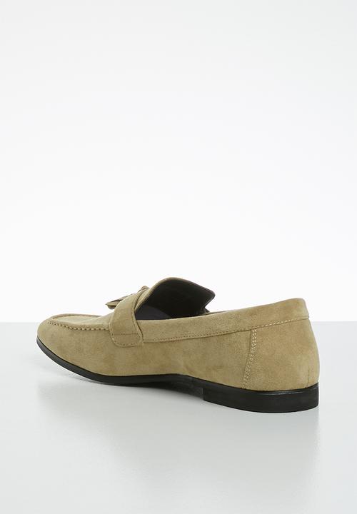 Superbalist - Lenny tassel loafer - beige