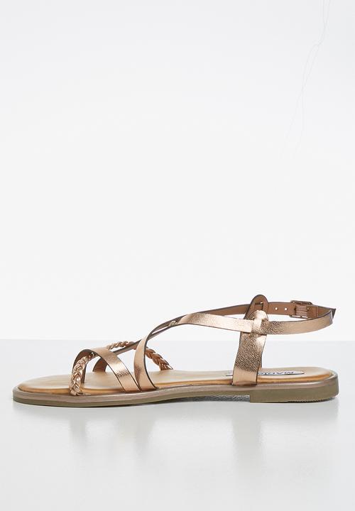 Madison® - Metallic braided strappy sandal - gold
