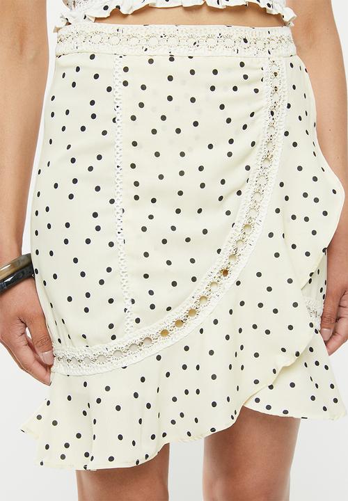 Glamorous - Co ord fril skirt - cream