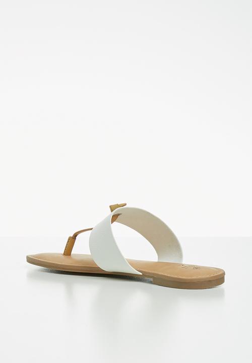 Call It Spring - Packardii sandal - white