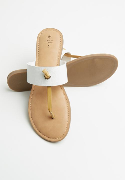 Call It Spring - Packardii sandal - white