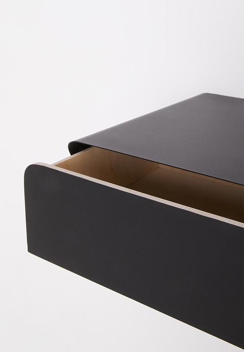 Emerging Creatives - Stockholm chapman table & light - black