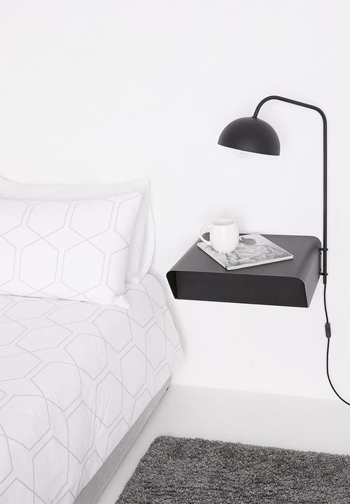 Emerging Creatives - Stockholm chapman table & light - black
