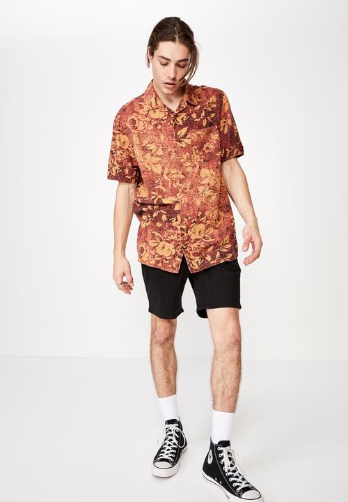 Factorie - Walker short - black