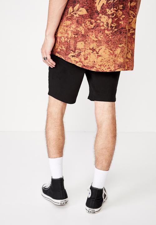 Factorie - Walker short - black