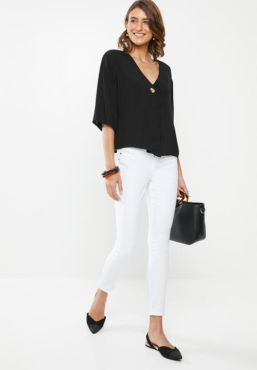 edit - Boxy blouse V-neck - black