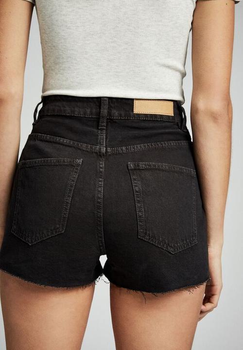 Cotton On - High rise goldie denim short  - black