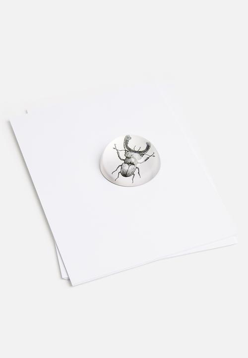 H&S - Glass paperweight - insect