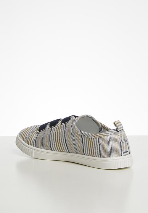 Cotton On - Olsen elastic slip on sneakers - blue