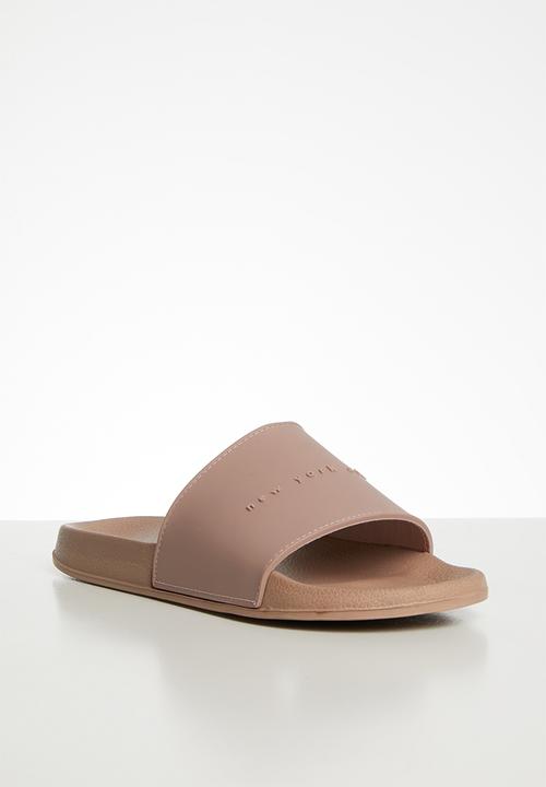 Cotton On - Wild slides - pink